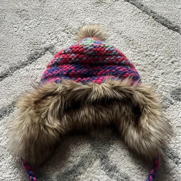 Aerie Wool Alpaca Knit Fur Pink purple  Trapper Winter Hat Pom Pom - Picture 4 of 9